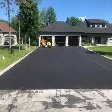 Best Asphalt Driveway Installation  in Edmonton, KY